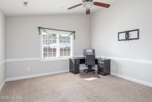 2305 Sawgrass Drive, Winterville, NC 28590