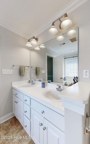 2305 Sawgrass Drive, Winterville, NC 28590