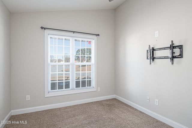 2305 Sawgrass Drive, Winterville, NC 28590