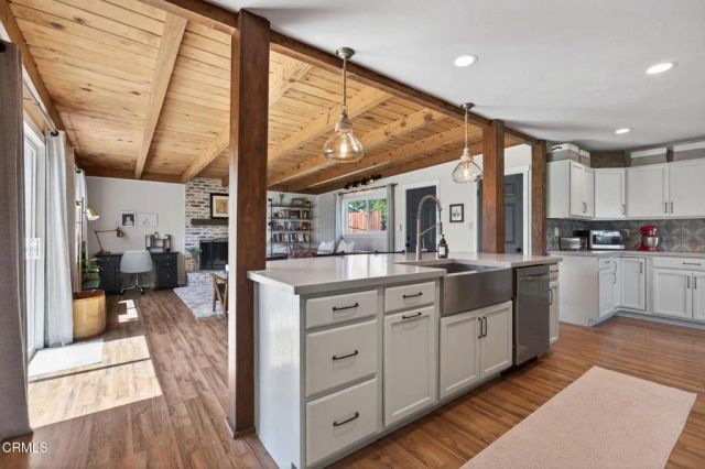 425 Banner Avenue, Ventura, CA 93004