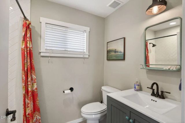 425 Banner Avenue, Ventura, CA 93004