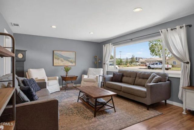 425 Banner Avenue, Ventura, CA 93004