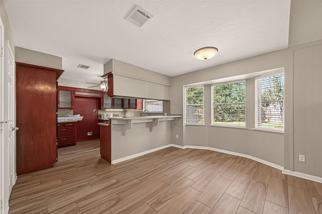 4223 Yosemite Drive, Pasadena, TX 77504