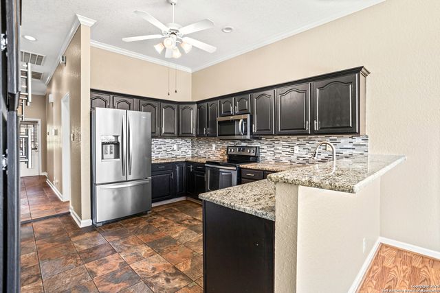 723 Sendera St, San Antonio, TX 78260