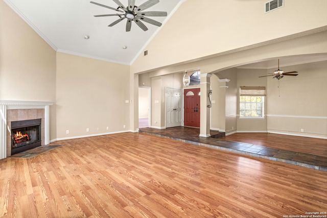 723 Sendera St, San Antonio, TX 78260