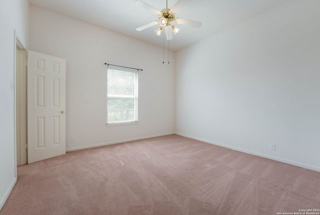 723 Sendera St, San Antonio, TX 78260