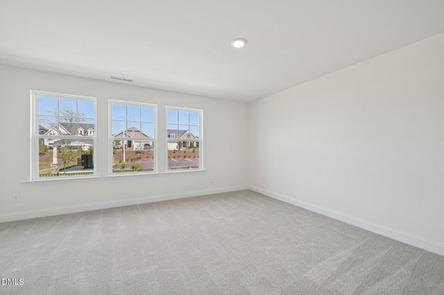 658 Sefton Park Drive, Zebulon, NC 27597
