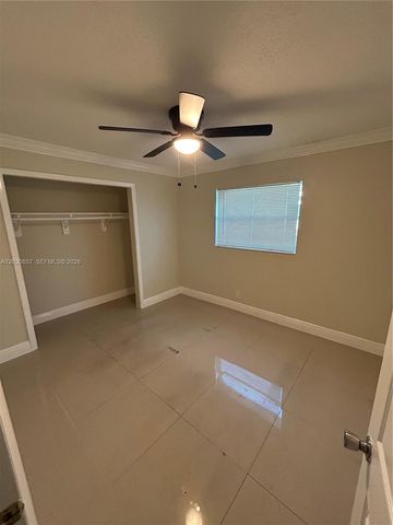 6701 SW 7th Pl, North Lauderdale, FL 33068