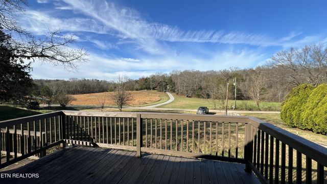 699 Branch Rd, Blaine, TN 37709