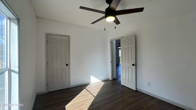 699 Branch Rd, Blaine, TN 37709