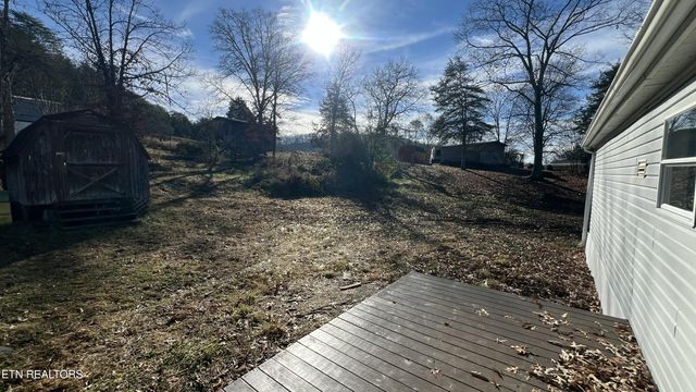 699 Branch Rd, Blaine, TN 37709