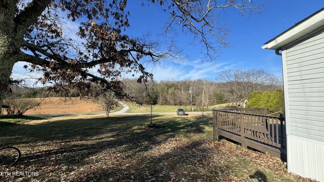 699 Branch Rd, Blaine, TN 37709