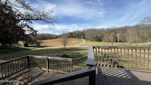 699 Branch Rd, Blaine, TN 37709