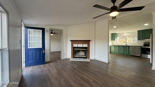 699 Branch Rd, Blaine, TN 37709