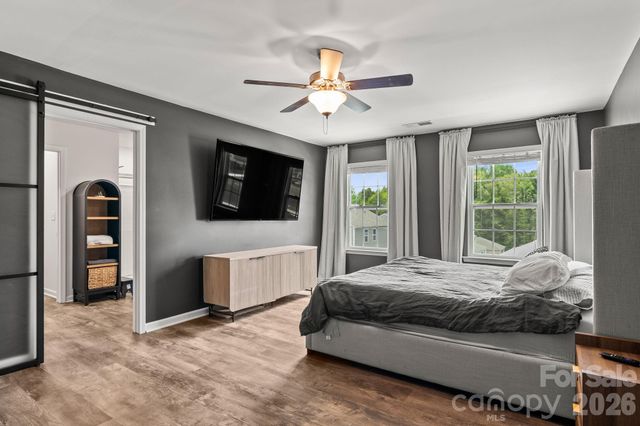 2916 Sherrills Stream Drive, Sherrills Ford, NC 28673