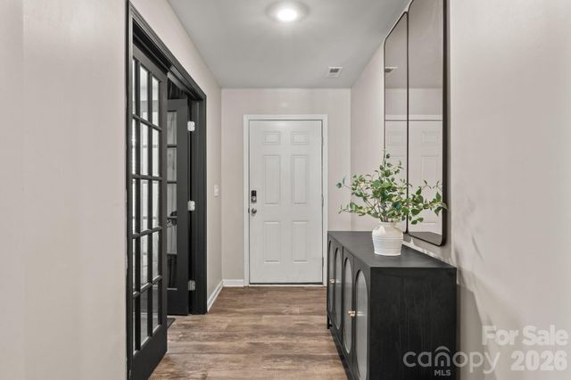 2916 Sherrills Stream Drive, Sherrills Ford, NC 28673