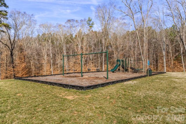 2916 Sherrills Stream Drive, Sherrills Ford, NC 28673