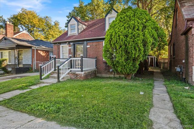 18638 Barlow Street, Detroit, MI 48205