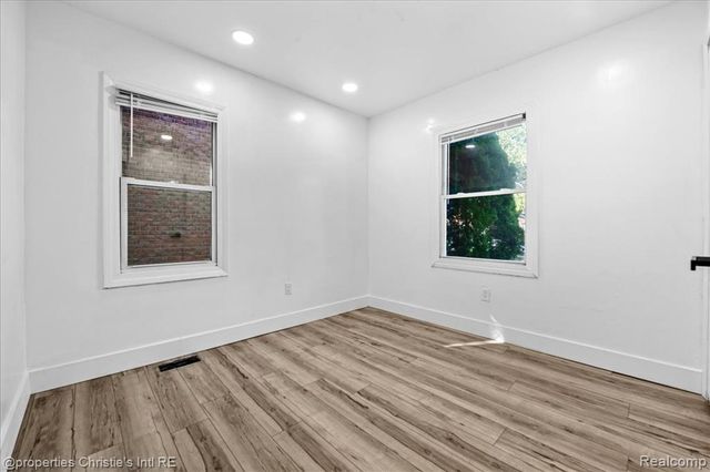 18638 Barlow Street, Detroit, MI 48205
