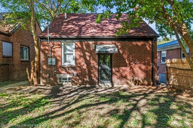 18638 Barlow Street, Detroit, MI 48205