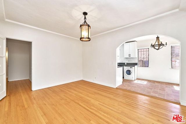918 S Stanley Avenue, Los Angeles, CA 90036