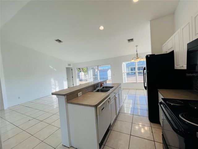 4913 BEAUTY STREET, Lehigh Acres, FL 33971