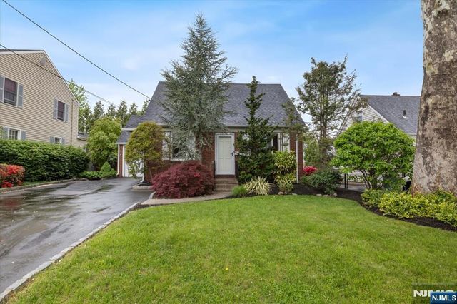 881 Lincoln Avenue, Maywood, NJ 07607