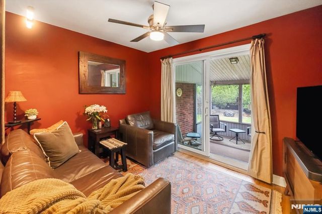 881 Lincoln Avenue, Maywood, NJ 07607