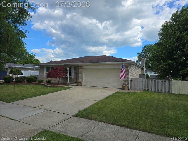 22139 Reinhardt Street, Woodhaven, MI 48183