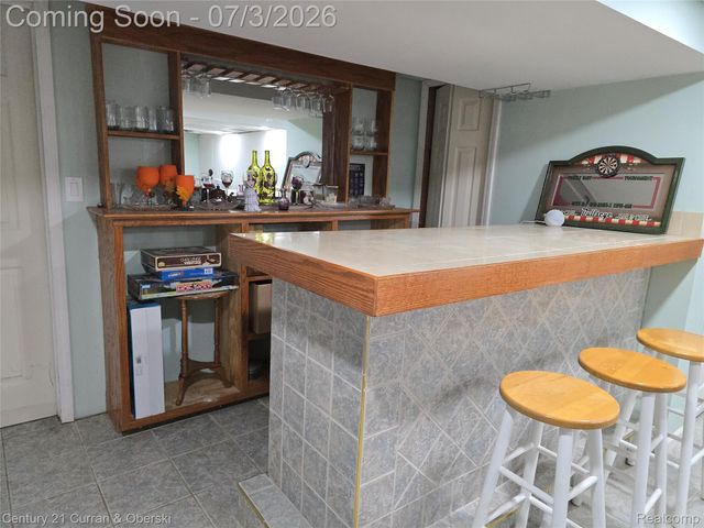 22139 Reinhardt Street, Woodhaven, MI 48183