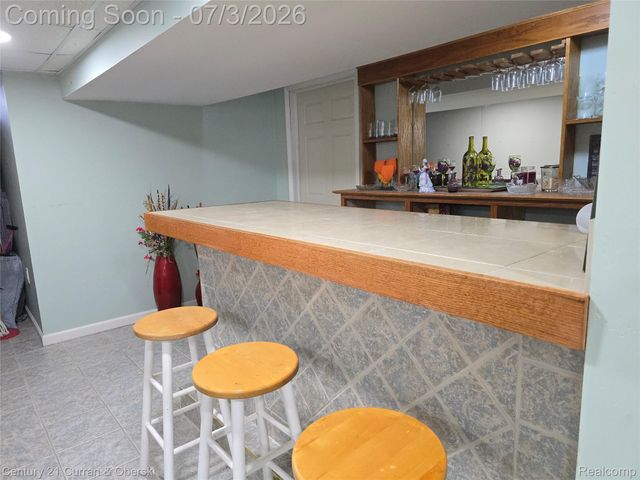 22139 Reinhardt Street, Woodhaven, MI 48183