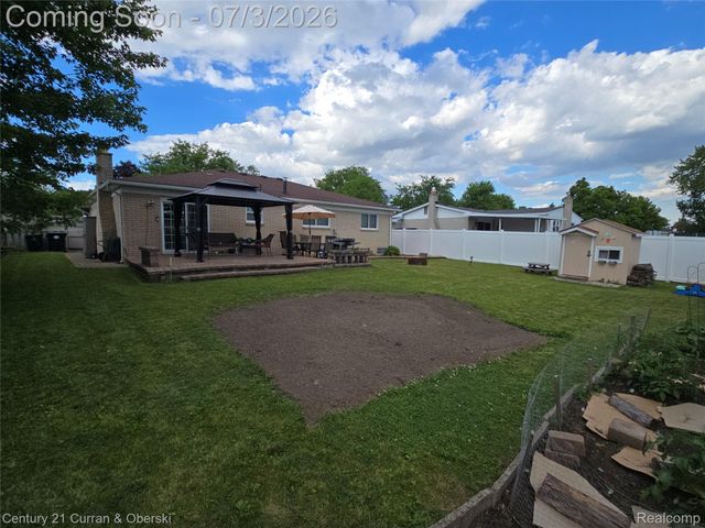 22139 Reinhardt Street, Woodhaven, MI 48183