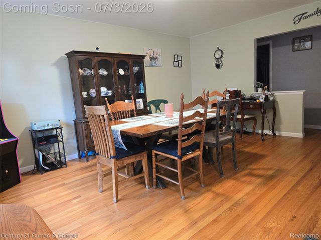 22139 Reinhardt Street, Woodhaven, MI 48183