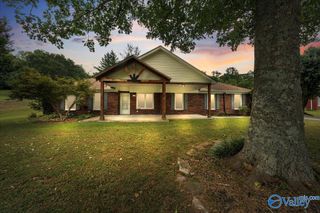 973 Hurricane Road NE, New Market, AL 35761