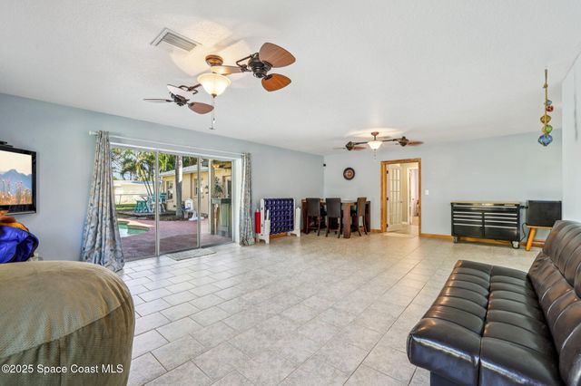 220 Avenida De Paz, Indialantic, FL 32903