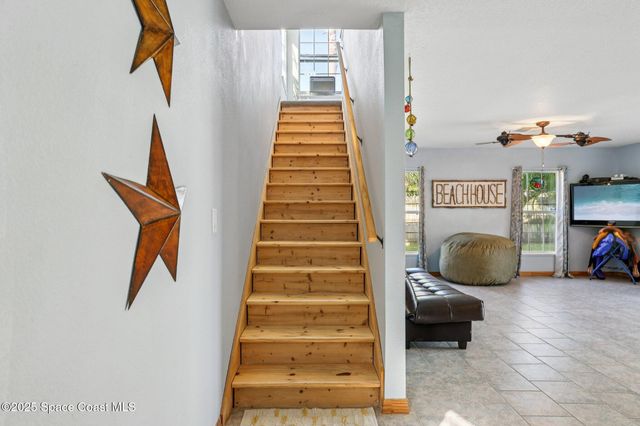 220 Avenida De Paz, Indialantic, FL 32903