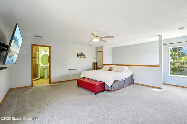 220 Avenida De Paz, Indialantic, FL 32903