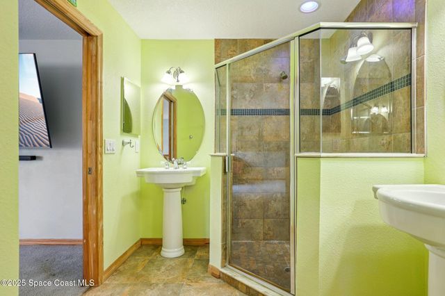 220 Avenida De Paz, Indialantic, FL 32903