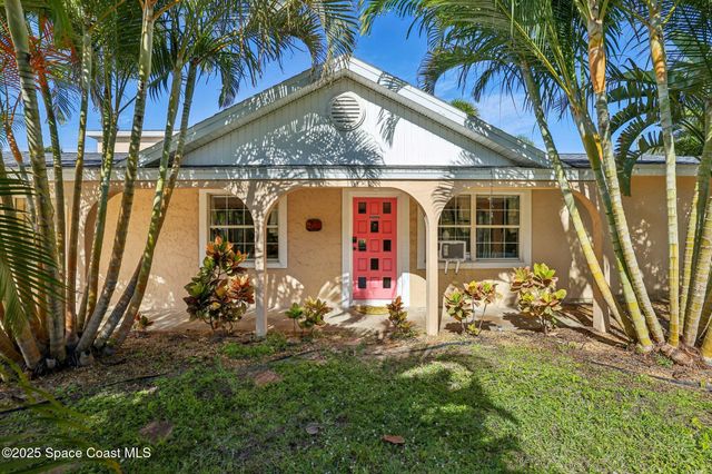 220 Avenida De Paz, Indialantic, FL 32903