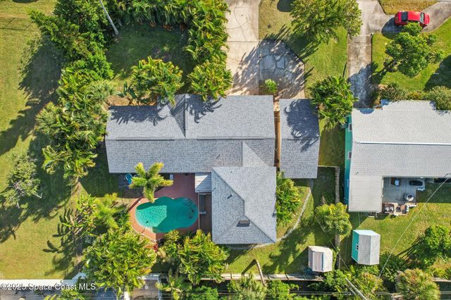 220 Avenida De Paz, Indialantic, FL 32903