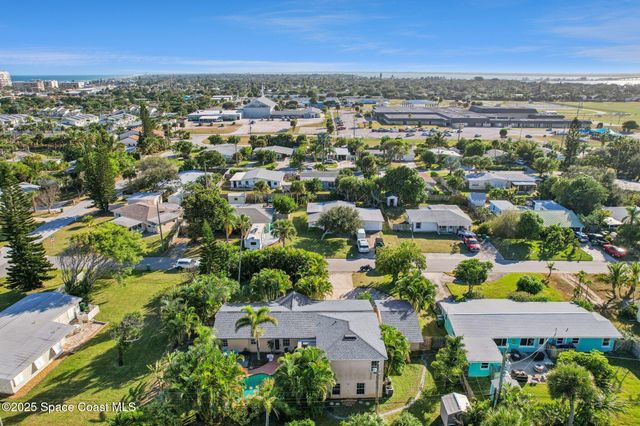 220 Avenida De Paz, Indialantic, FL 32903