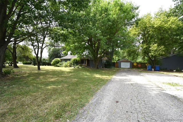 3044 Seymour Road, Swartz Creek, MI 48473