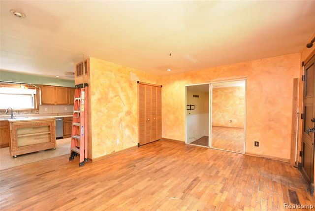 3044 Seymour Road, Swartz Creek, MI 48473