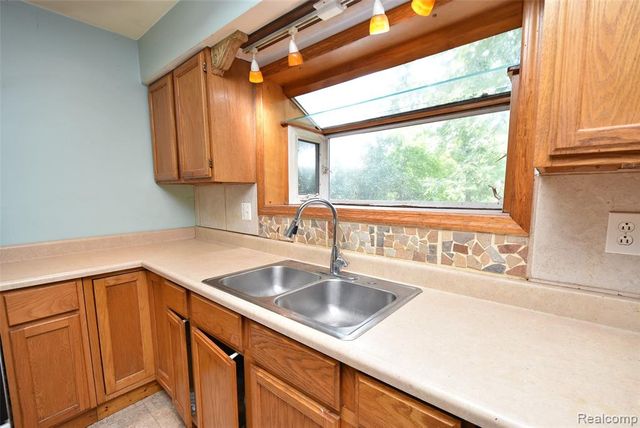 3044 Seymour Road, Swartz Creek, MI 48473