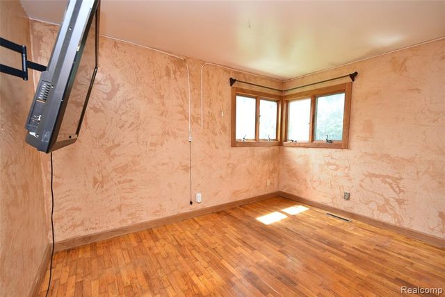 3044 Seymour Road, Swartz Creek, MI 48473