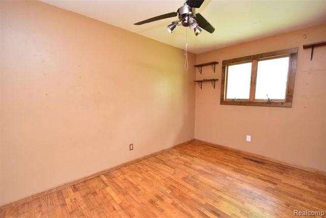 3044 Seymour Road, Swartz Creek, MI 48473