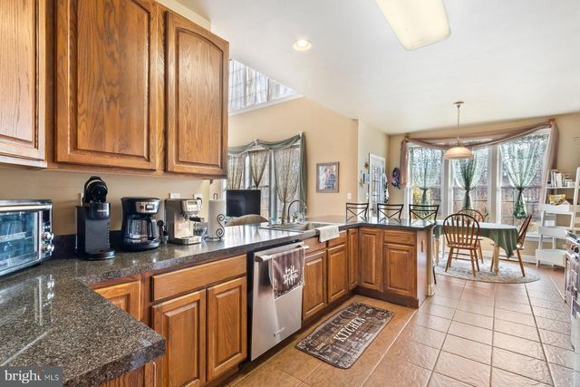 733 FORSYTHIA DR, Newfield, NJ 08344