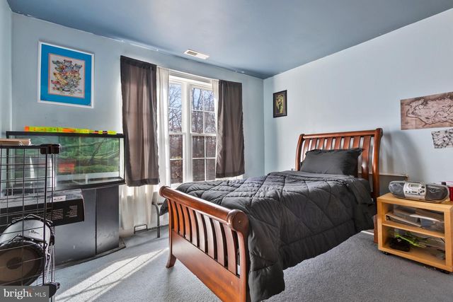 733 FORSYTHIA DR, Newfield, NJ 08344