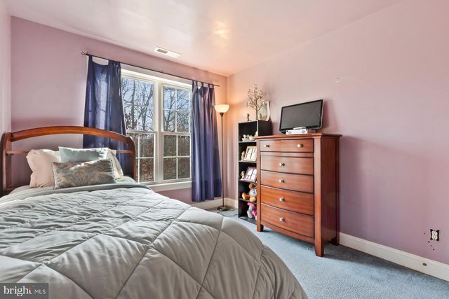 733 FORSYTHIA DR, Newfield, NJ 08344