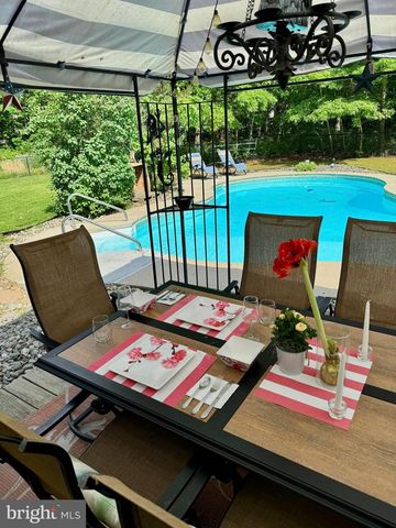 733 FORSYTHIA DR, Newfield, NJ 08344